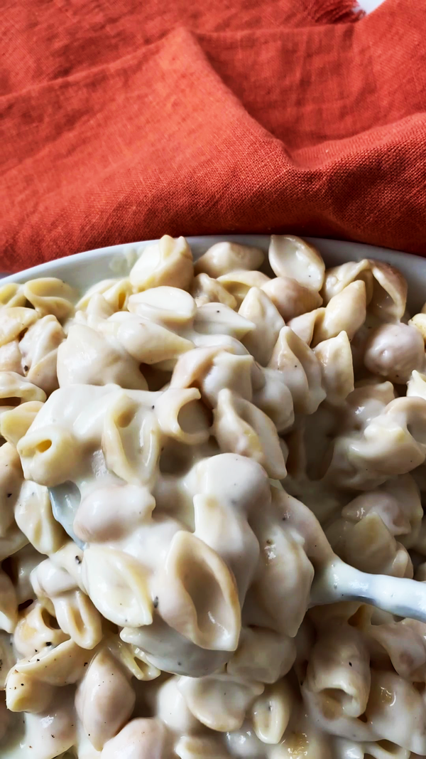 One Pot Sharp Cheddar Stovetop Mac & Cheese