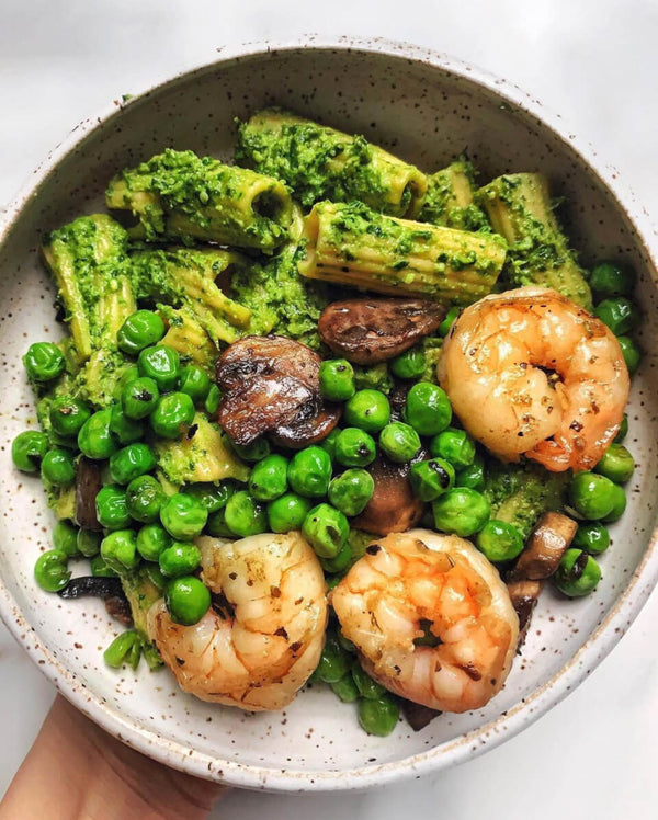 Banza Shrimp penne pesto
