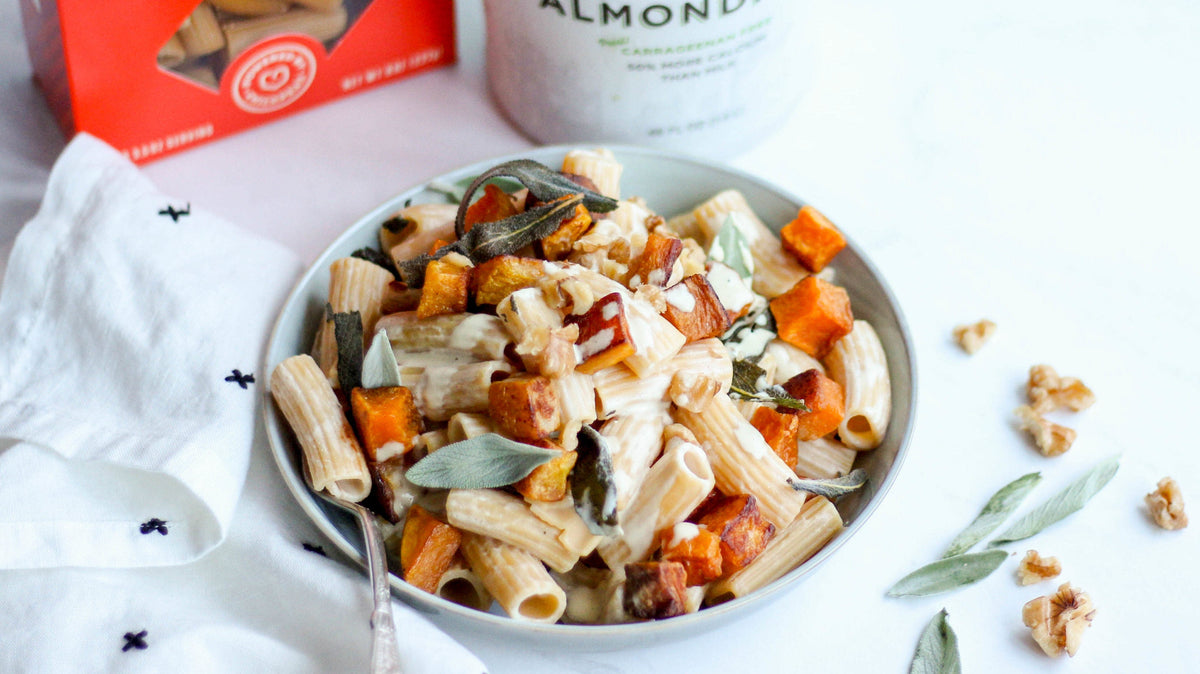 Rigatoni Alfredo Vegano De Calabaza Y Salvia 