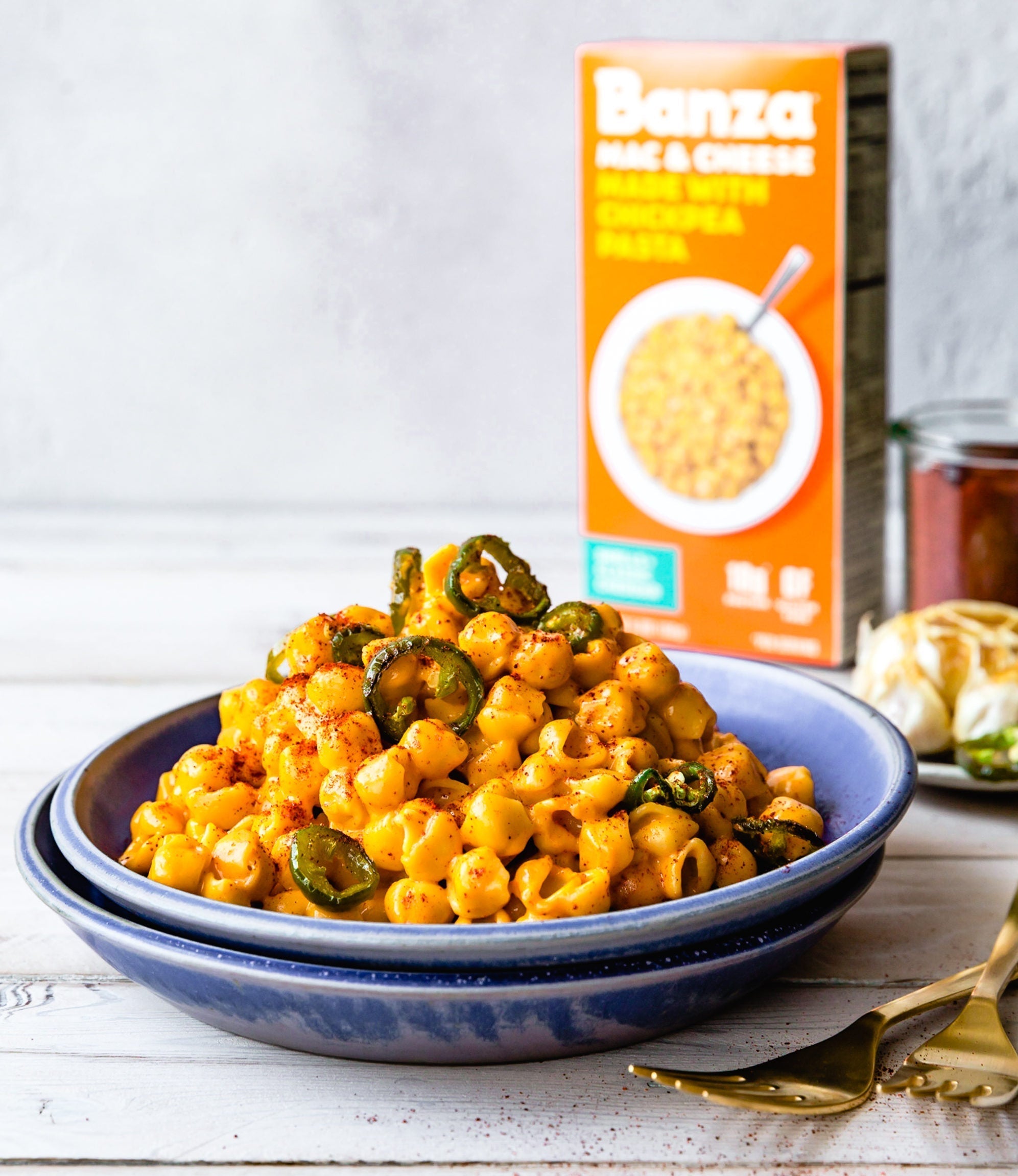 Cáscaras de queso cheddar amarillo picante 