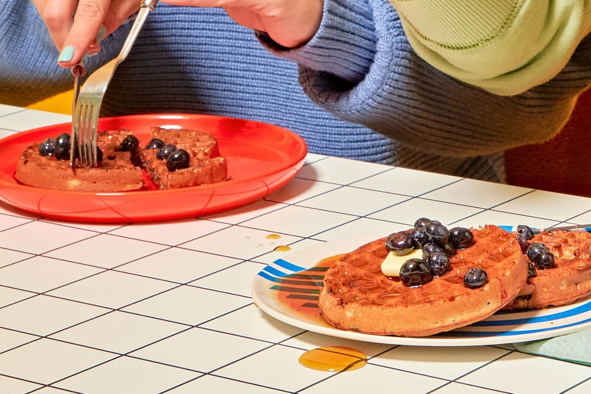Waffles proteicos de arándanos